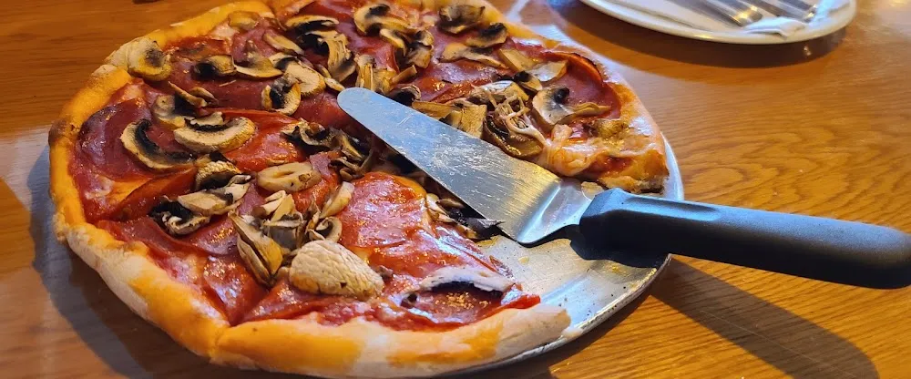 18' Inch Cheese Pizza with Mushrooms and Pepperoni